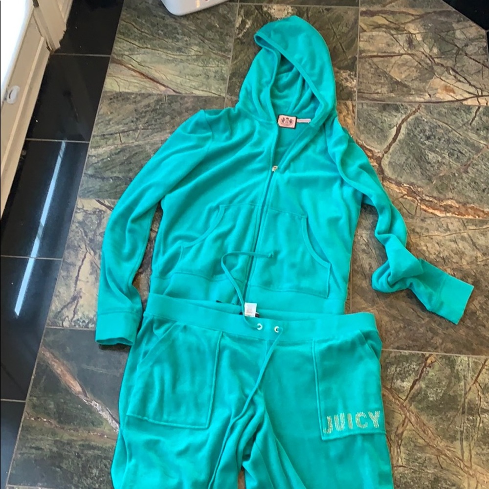 Juicy Couture Velour sweat suit